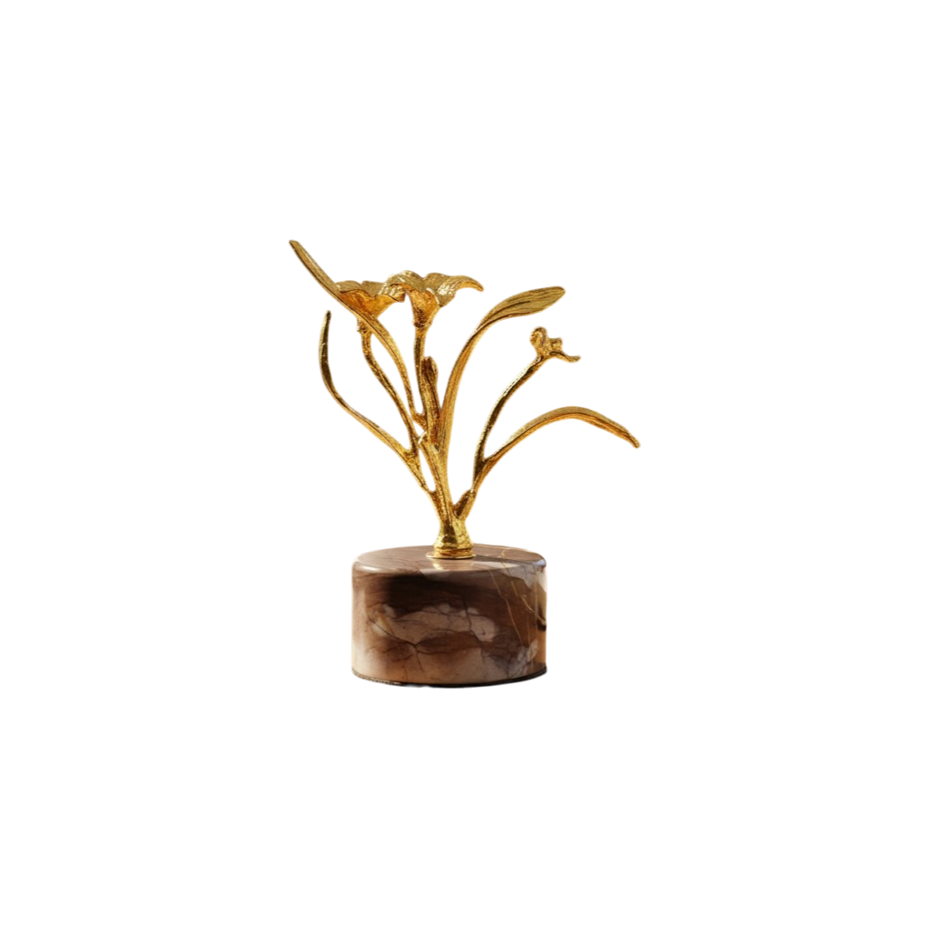 Contemporary Metal Floral Decor