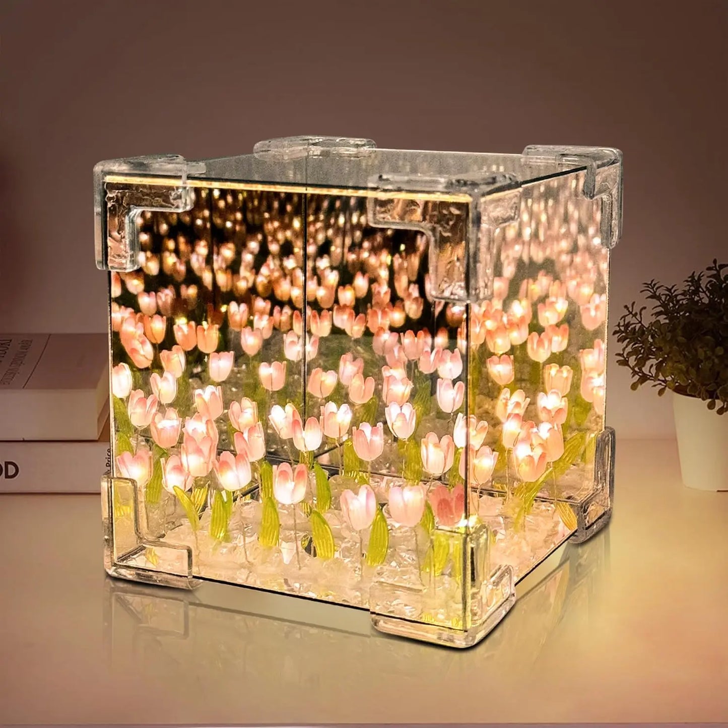 Square Tulip Lamp