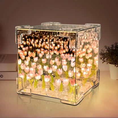 Square Tulip Lamp