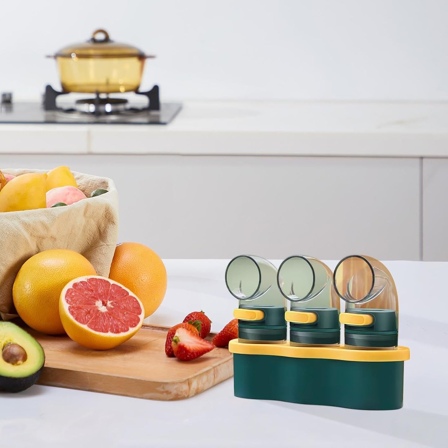 Quantitative Salt Control Bottle Set